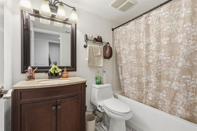 6340 NEWTOWN CIRCLE 40A2, Tampa, FL 33615