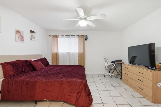 6340 NEWTOWN CIRCLE 40A2, Tampa, FL 33615