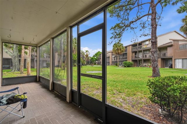 6340 NEWTOWN CIRCLE 40A2, Tampa, FL 33615