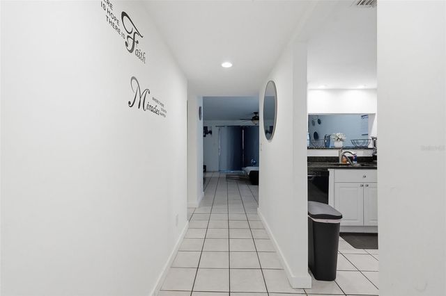 6340 NEWTOWN CIRCLE 40A2, Tampa, FL 33615