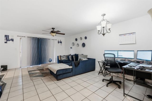 6340 NEWTOWN CIRCLE 40A2, Tampa, FL 33615