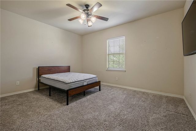 3205 Papa Bear, College Station, TX 77845