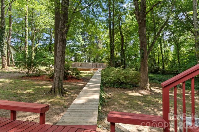 1106 Kelwyn Lane, Lewisville, NC 27023