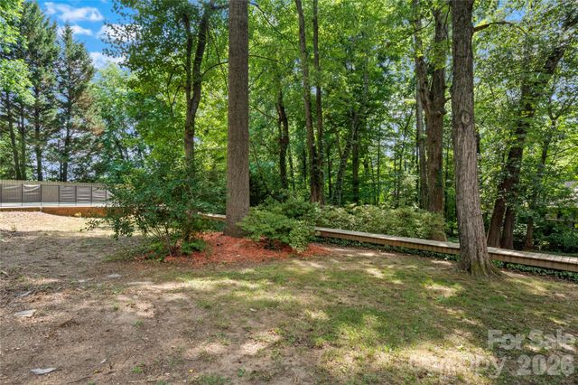 1106 Kelwyn Lane, Lewisville, NC 27023