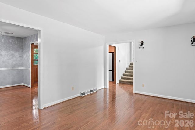 1106 Kelwyn Lane, Lewisville, NC 27023