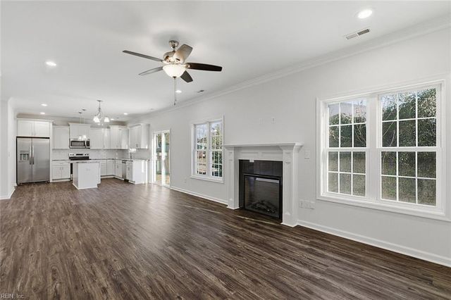 5920 Wickham AVE, Newport News, VA 23605