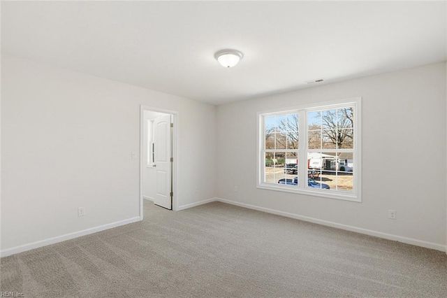 5920 Wickham AVE, Newport News, VA 23605