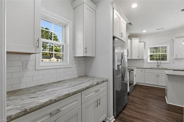 5920 Wickham AVE, Newport News, VA 23605