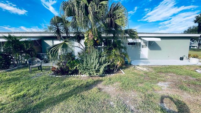 910 South Drive B, Delray Beach, FL 33445