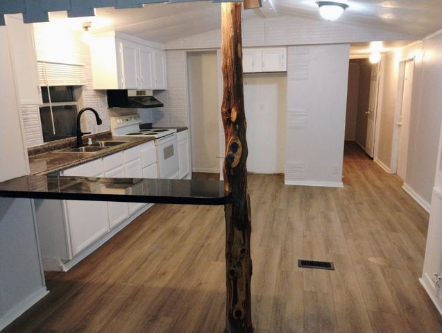 209 County Road 4852, Newark, TX 76071