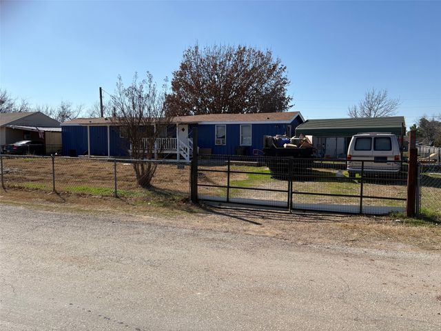209 County Road 4852, Newark, TX 76071