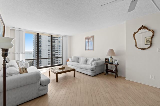 1600 S Ocean Dr 15J, Hollywood, FL 33019