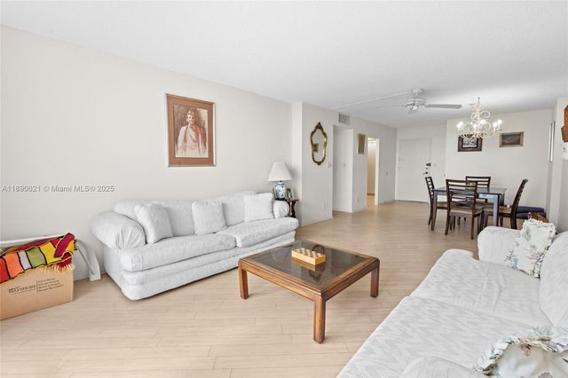 1600 S Ocean Dr 15J, Hollywood, FL 33019