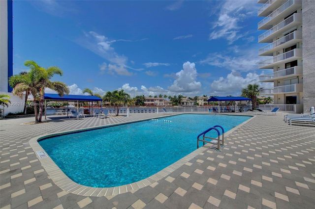 1600 S Ocean Dr 15J, Hollywood, FL 33019