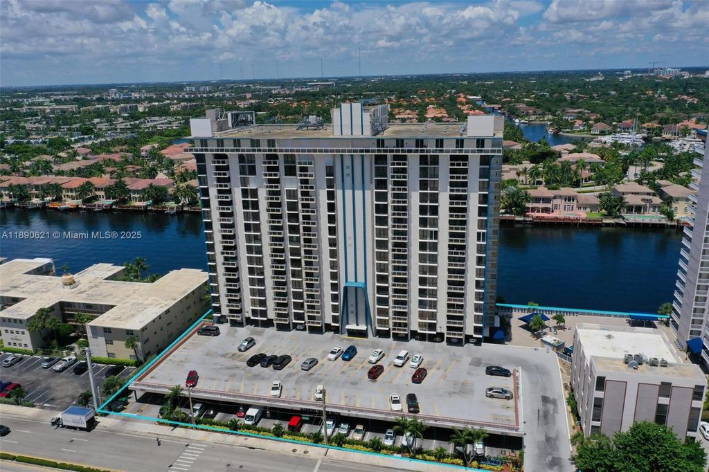 1600 S Ocean Dr 15J, Hollywood, FL 33019