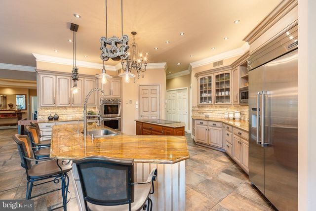 127 FAIRHILL SCHOOL RD, Hatfield, PA 19440