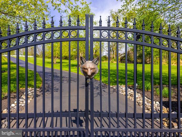 127 FAIRHILL SCHOOL RD, Hatfield, PA 19440