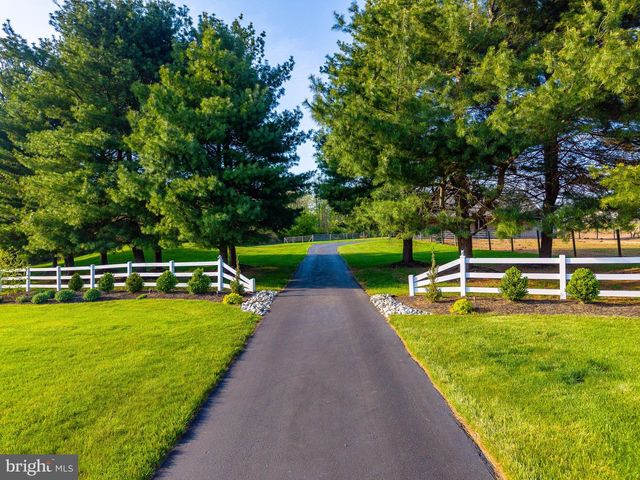 127 FAIRHILL SCHOOL RD, Hatfield, PA 19440