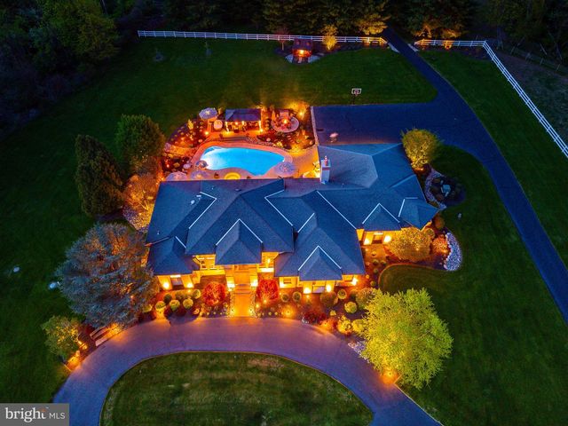 127 FAIRHILL SCHOOL RD, Hatfield, PA 19440