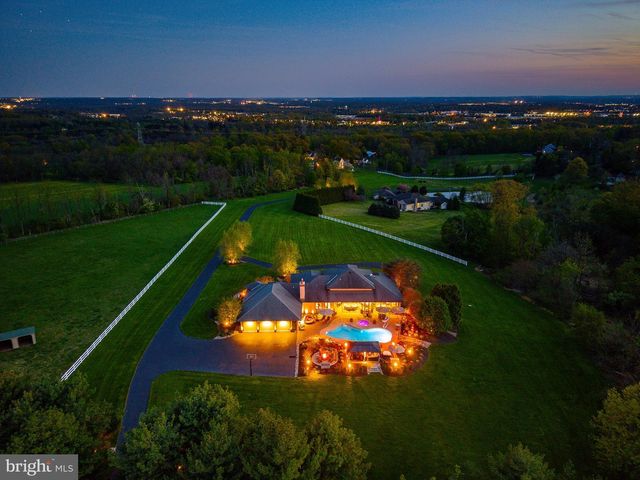 127 FAIRHILL SCHOOL RD, Hatfield, PA 19440