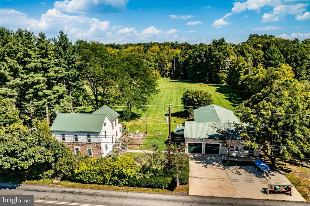1615 FELS RD, Quakertown, PA 18951 — exterior