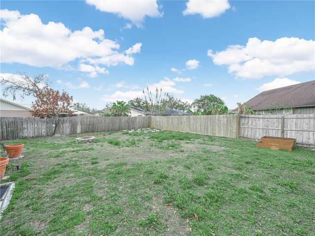 2610 SPRUCEWOOD LANE, Plant City, FL 33563