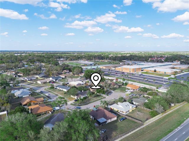 2610 SPRUCEWOOD LANE, Plant City, FL 33563