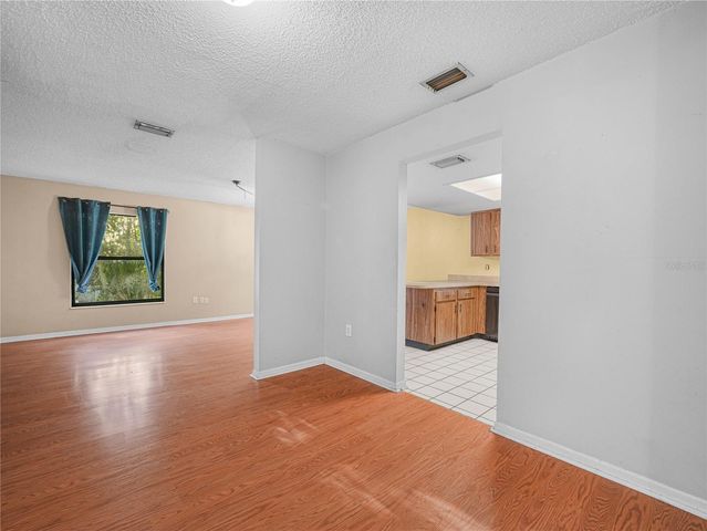 2610 SPRUCEWOOD LANE, Plant City, FL 33563