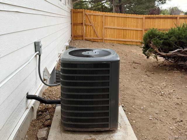 9425 Newton St, Westminster, CO 80031