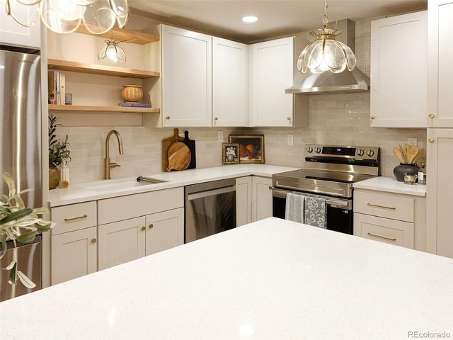 9425 Newton St, Westminster, CO 80031