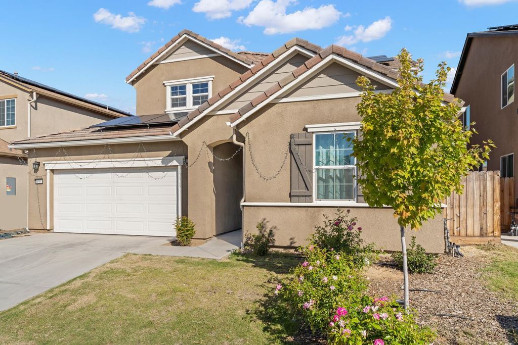 Image 2 of property listing at 6660 E Yale Avenue, Fresno, CA 93727