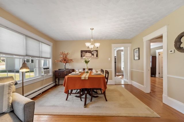 713 E Merrimack Street, Lowell, MA 01852