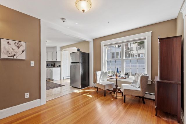 713 E Merrimack Street, Lowell, MA 01852