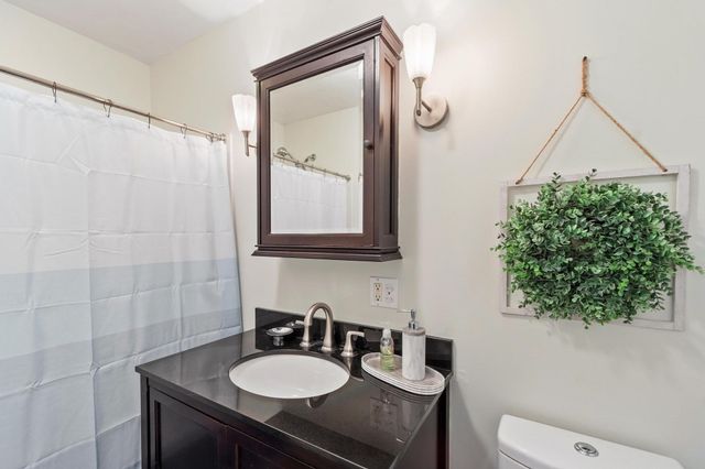 713 E Merrimack Street, Lowell, MA 01852