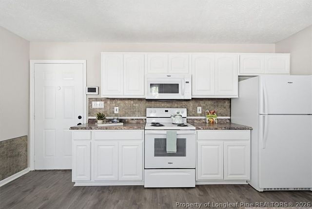 2926 Coachway Drive, Fayetteville, NC 28306