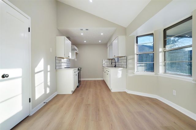 11822 S Perry Avenue, Houston, TX 77071