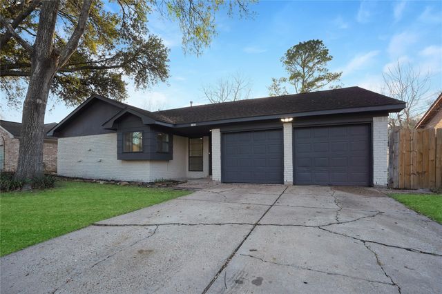 11822 S Perry Avenue, Houston, TX 77071