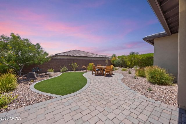 13335 W MILTON Drive, Peoria, AZ 85383