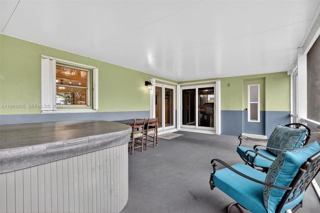 2006 N 38th Ave, Hollywood, FL 33021