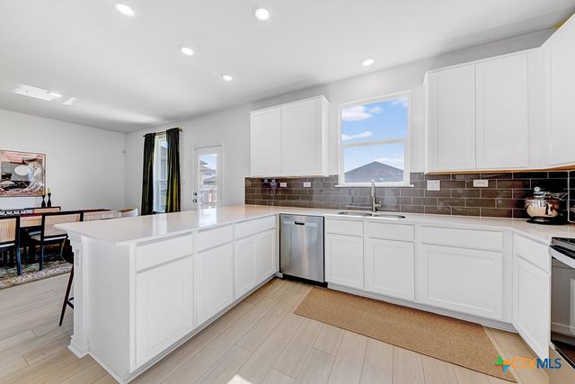 523 Deer Crest Drive, New Braunfels, TX 78130