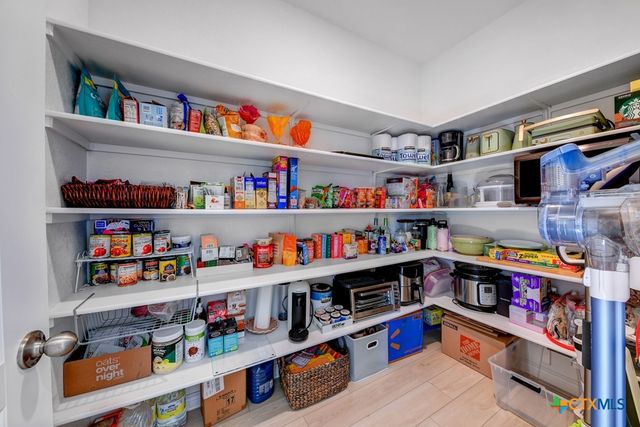 523 Deer Crest Drive, New Braunfels, TX 78130