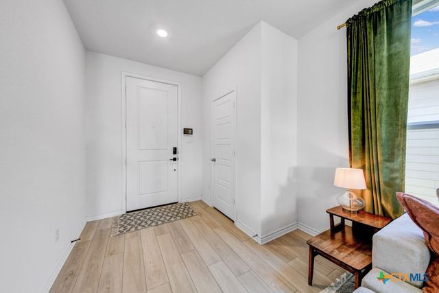 523 Deer Crest Drive, New Braunfels, TX 78130