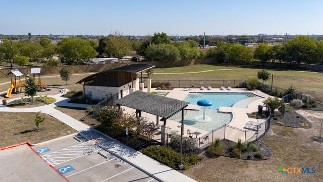 523 Deer Crest Drive, New Braunfels, TX 78130