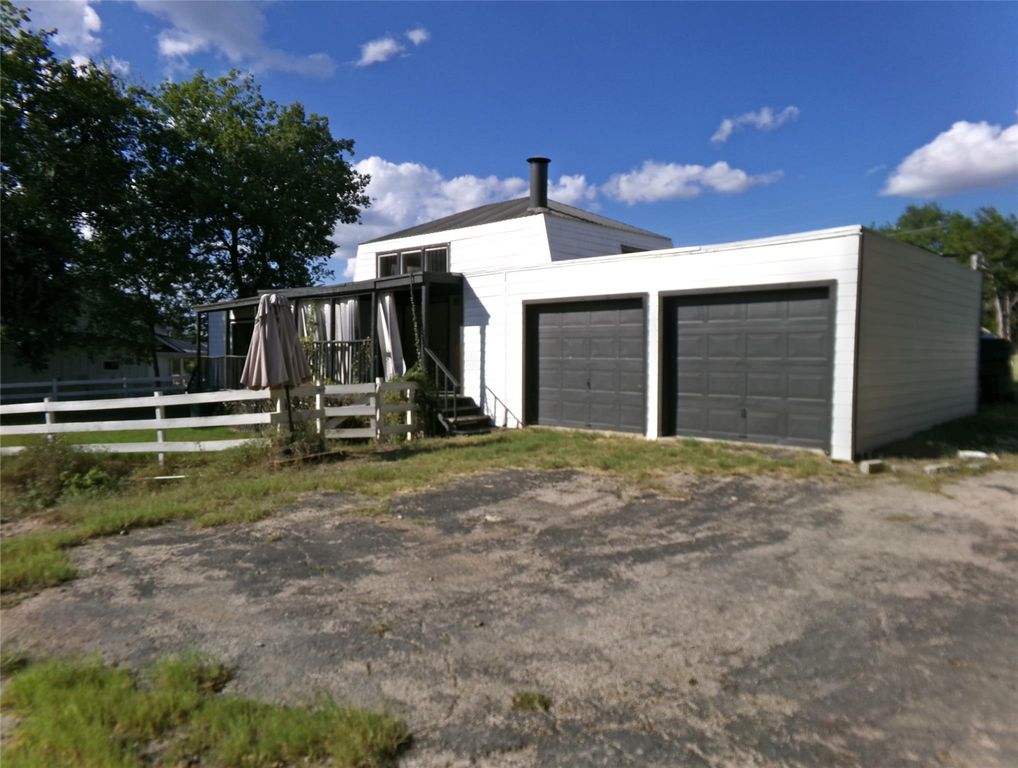 20707 Greenpark DR, Lago Vista, TX 78645