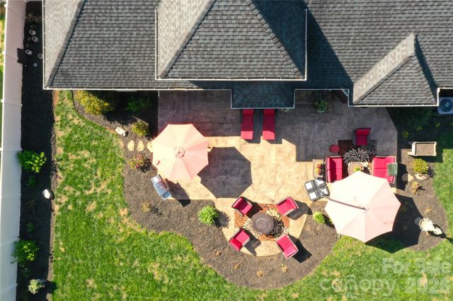 406 5th Avenue NE, Conover, NC 28613