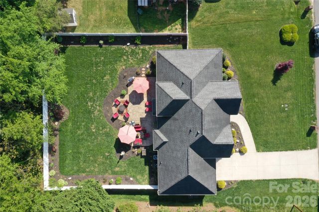 406 5th Avenue NE, Conover, NC 28613