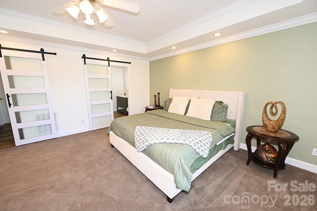 406 5th Avenue NE, Conover, NC 28613