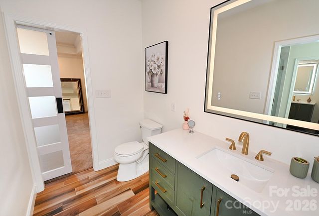 406 5th Avenue NE, Conover, NC 28613