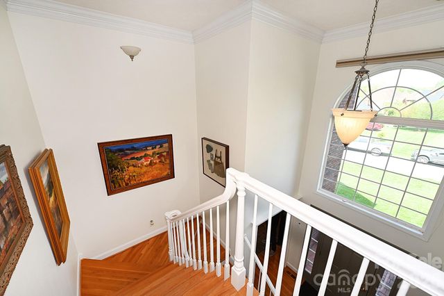406 5th Avenue NE, Conover, NC 28613