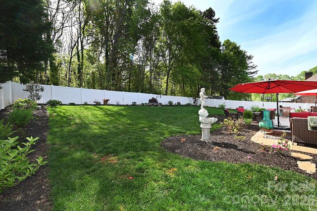 406 5th Avenue NE, Conover, NC 28613